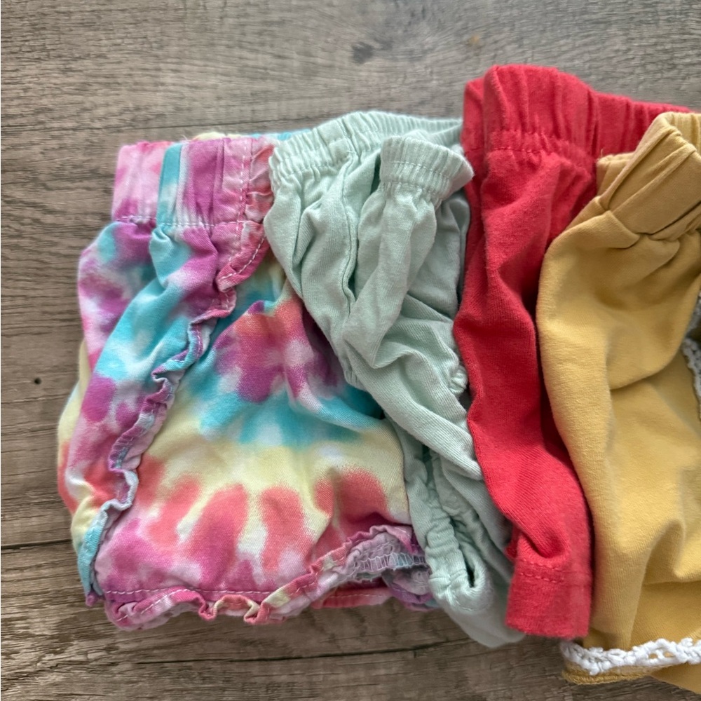 Bundle of girls shorts size 18 months